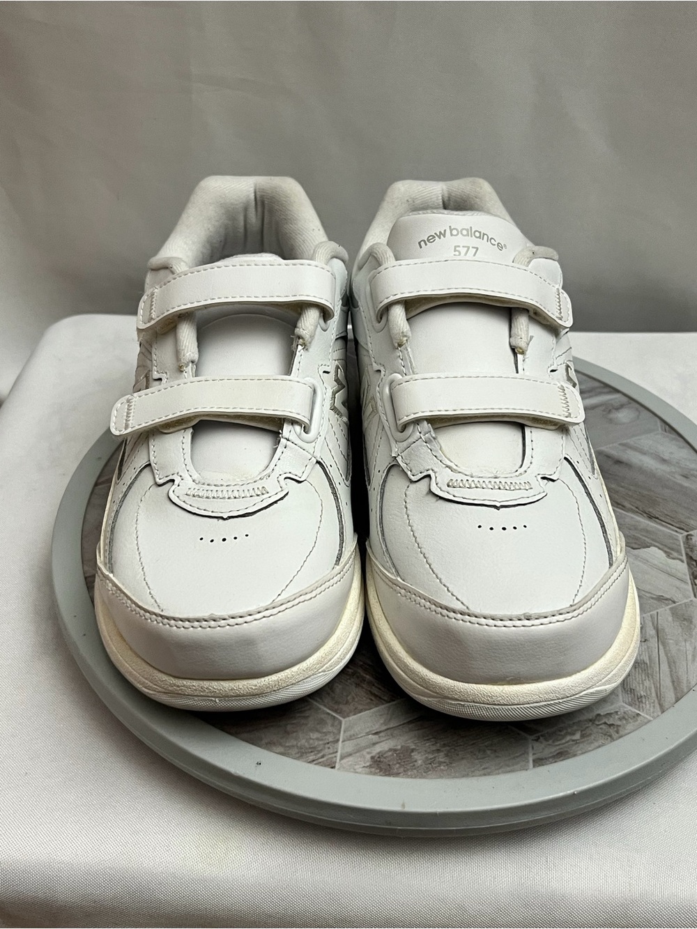 New Balance 577 Walking Shoes Women’s 7.5 White Leather Hook & Loop WW577VW